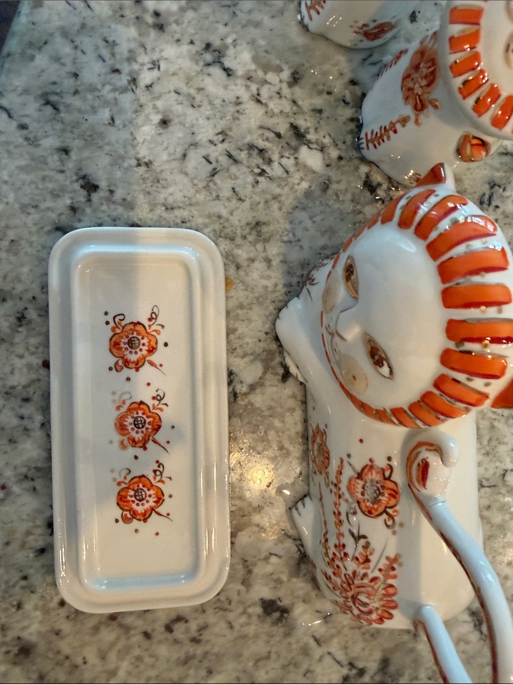 White and Orange Ceramic Tiger Butter Dish with Matching Salt & Pepper Set - Picture 4 of 8